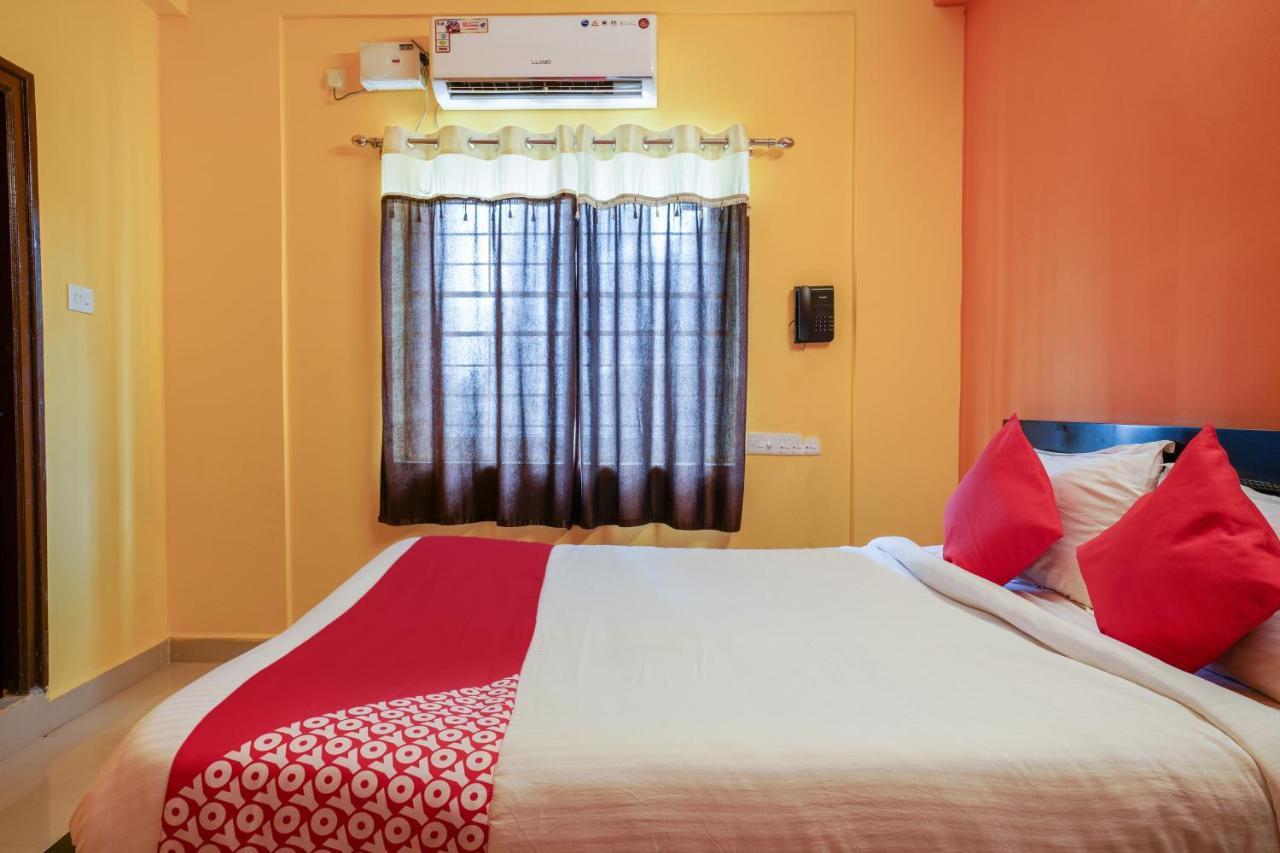 Oyo 70286 Svr Grand Hotel 3*