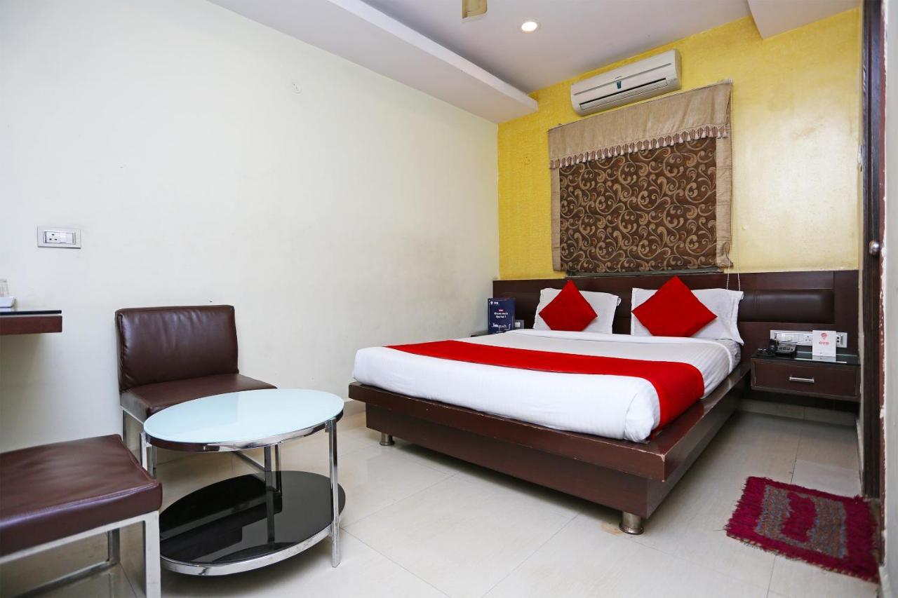 Hotel Oyo 1421 Nirmal Excellency