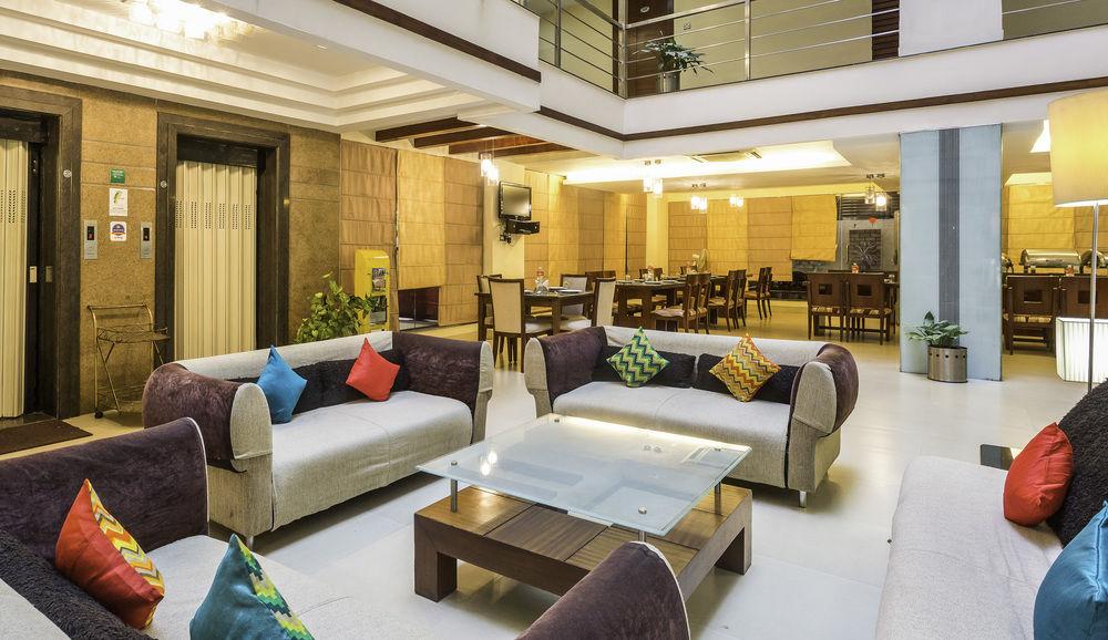 Oyo Townhouse 9 Hitech