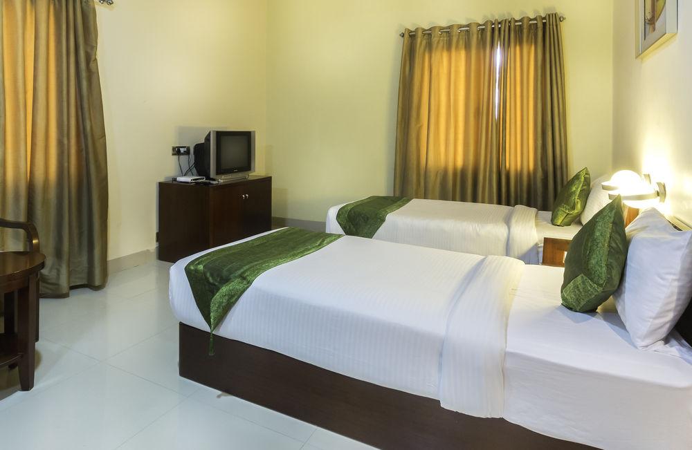 Oyo Townhouse 9 Hitech Hotel Hyderabad