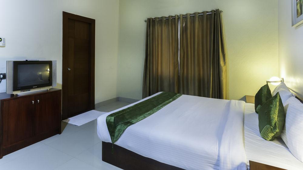 Oyo Townhouse 9 Hitech Hotel Hyderabad