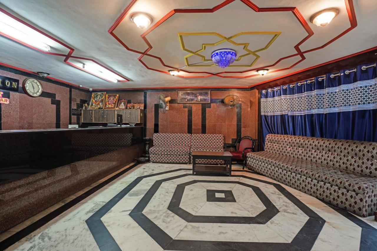 Oyo 19365 Sabharwal 3*