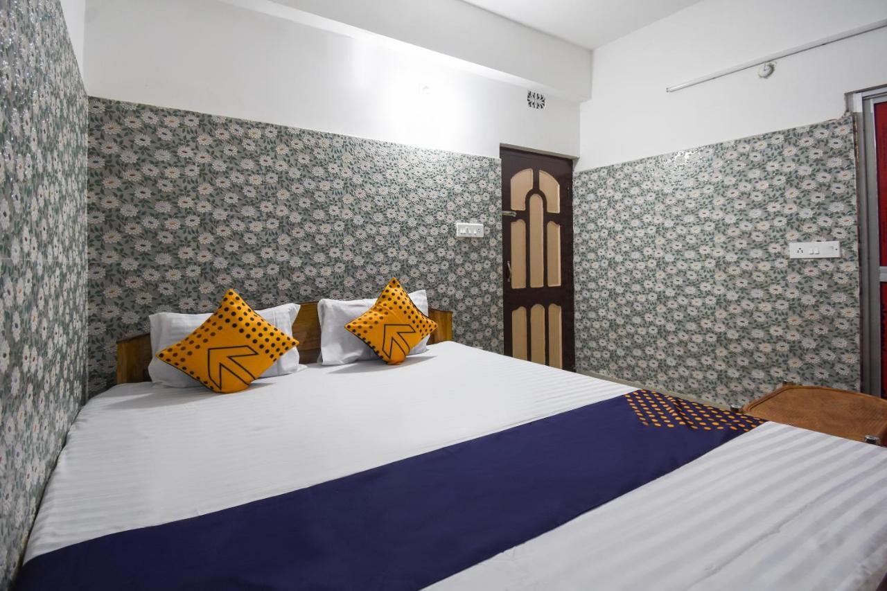 Hotel Oyo 75379 Raja Ram