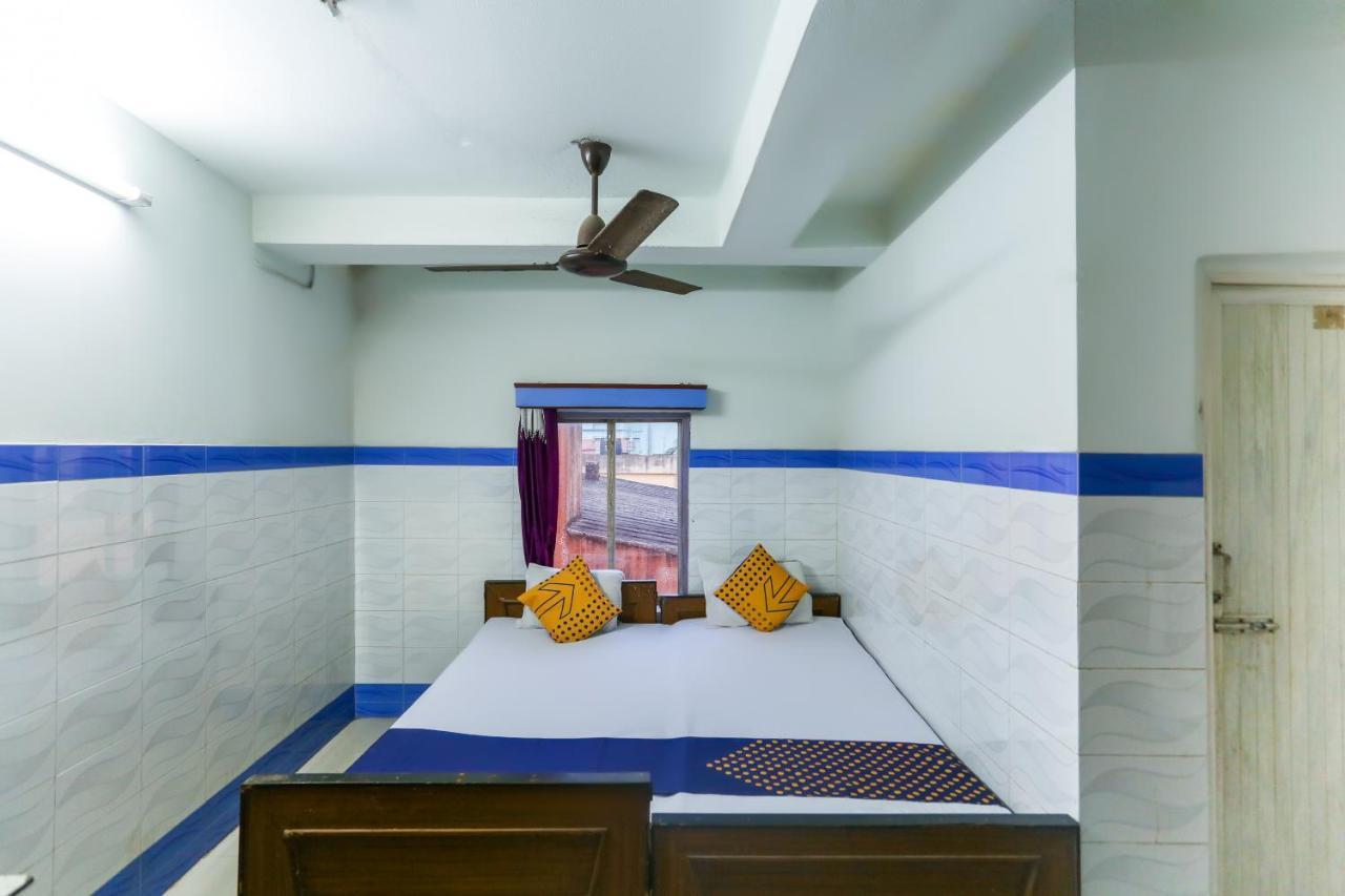 Oyo 75379 Raja Ram Hotel