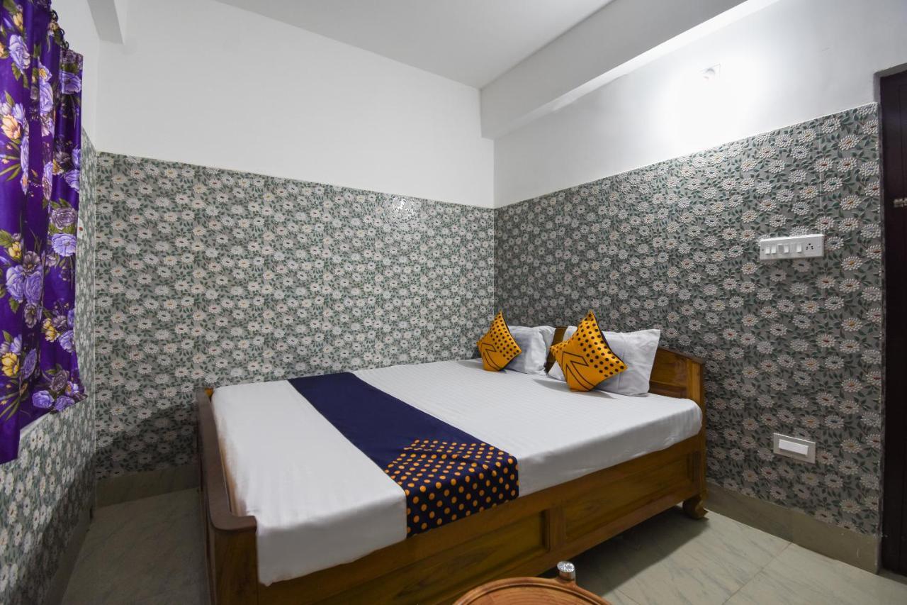 Oyo 75379 Raja Ram Hotel