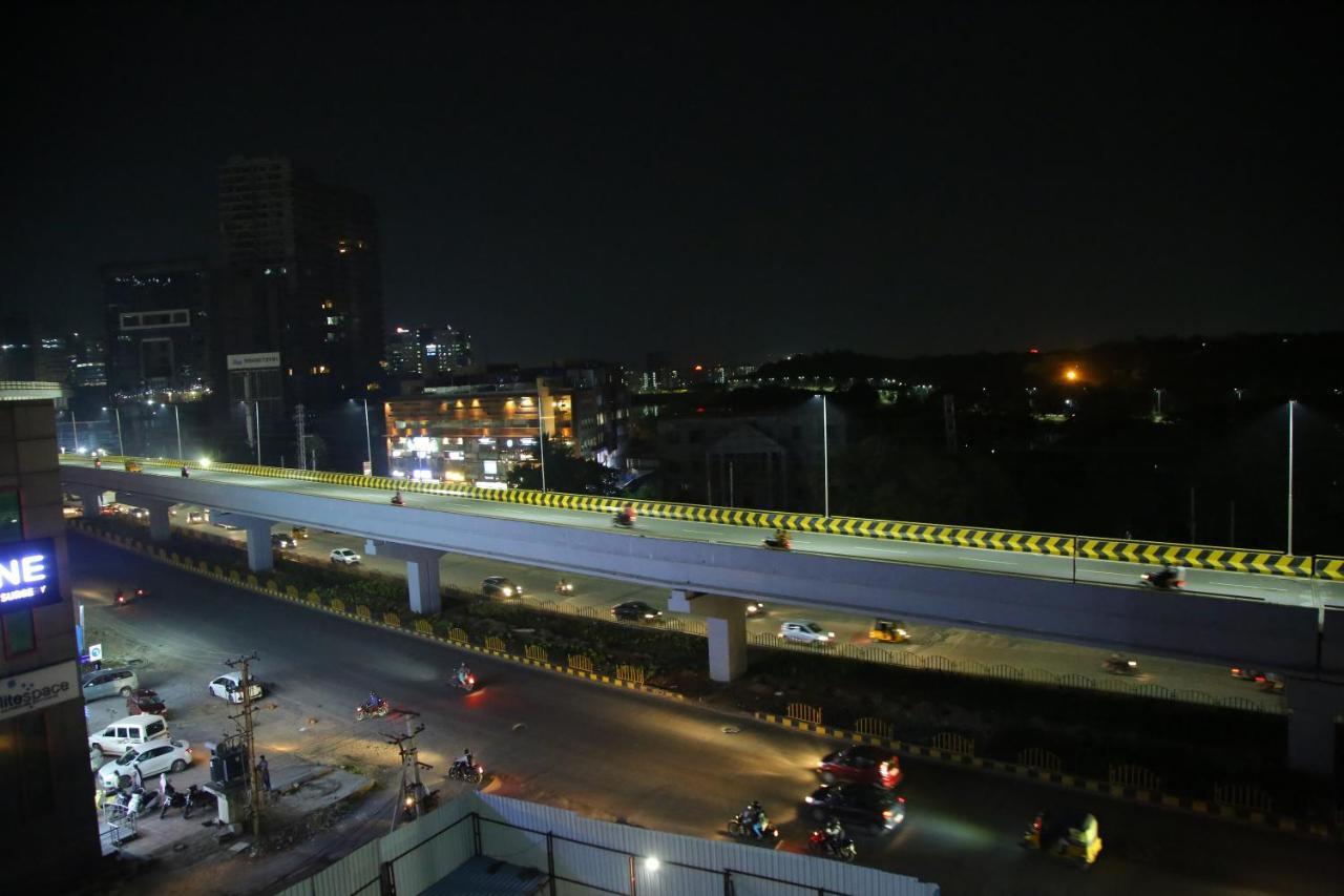 Hotel Skyview