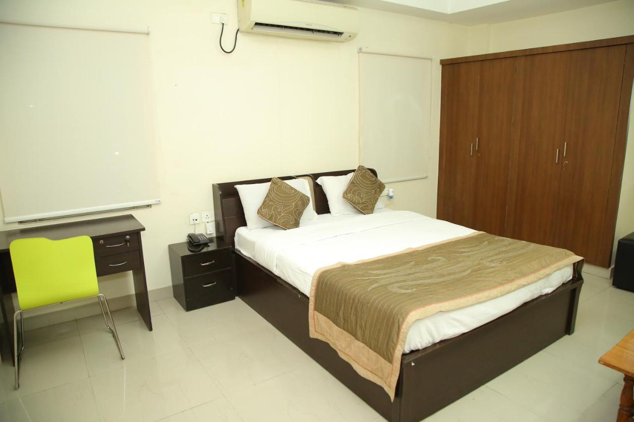 Skyview Hotel 2*