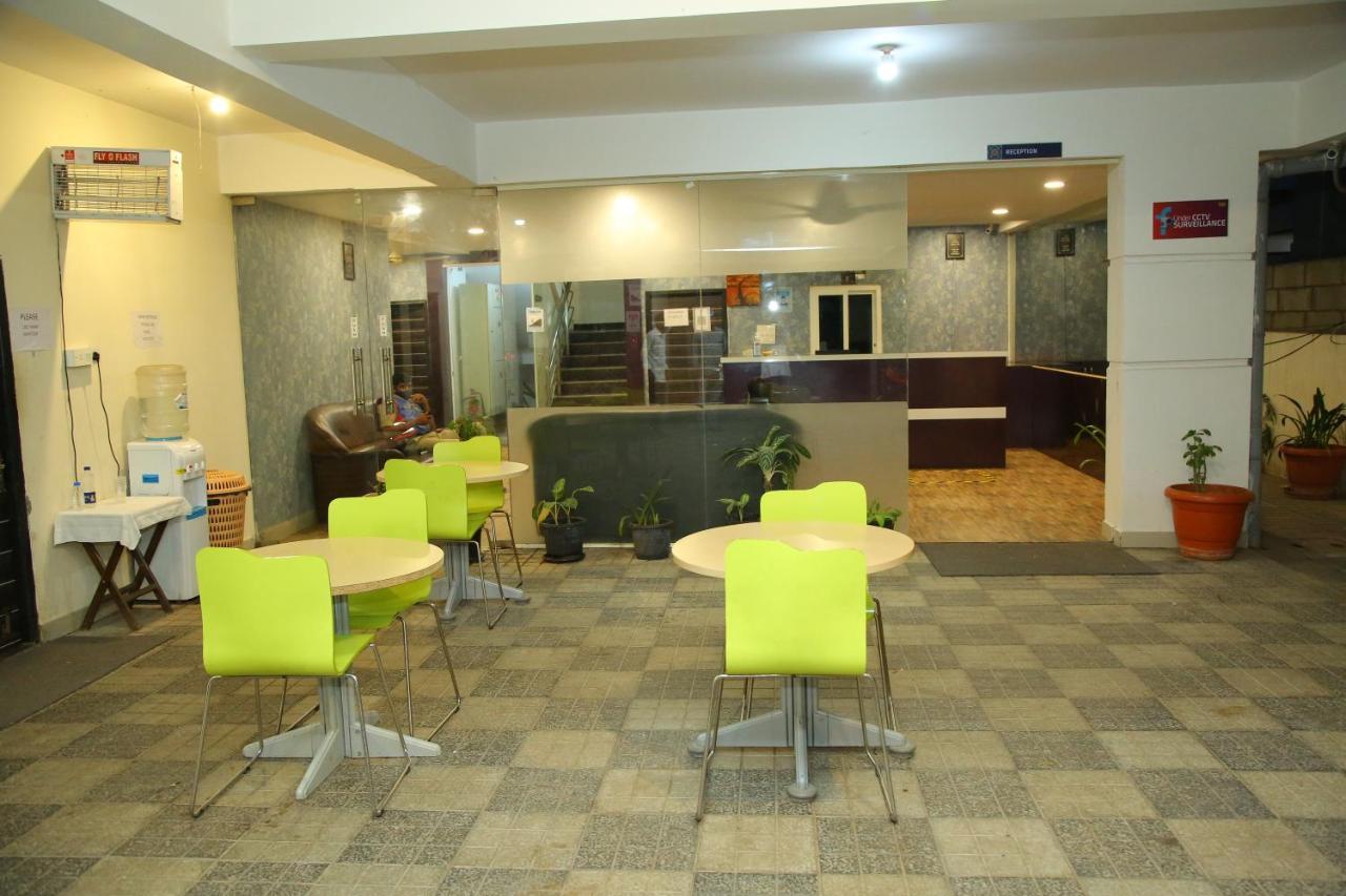 Skyview Hotel 2*