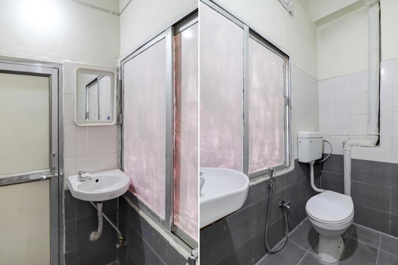 Oyo 75379 Raja Ram Hotel 3*