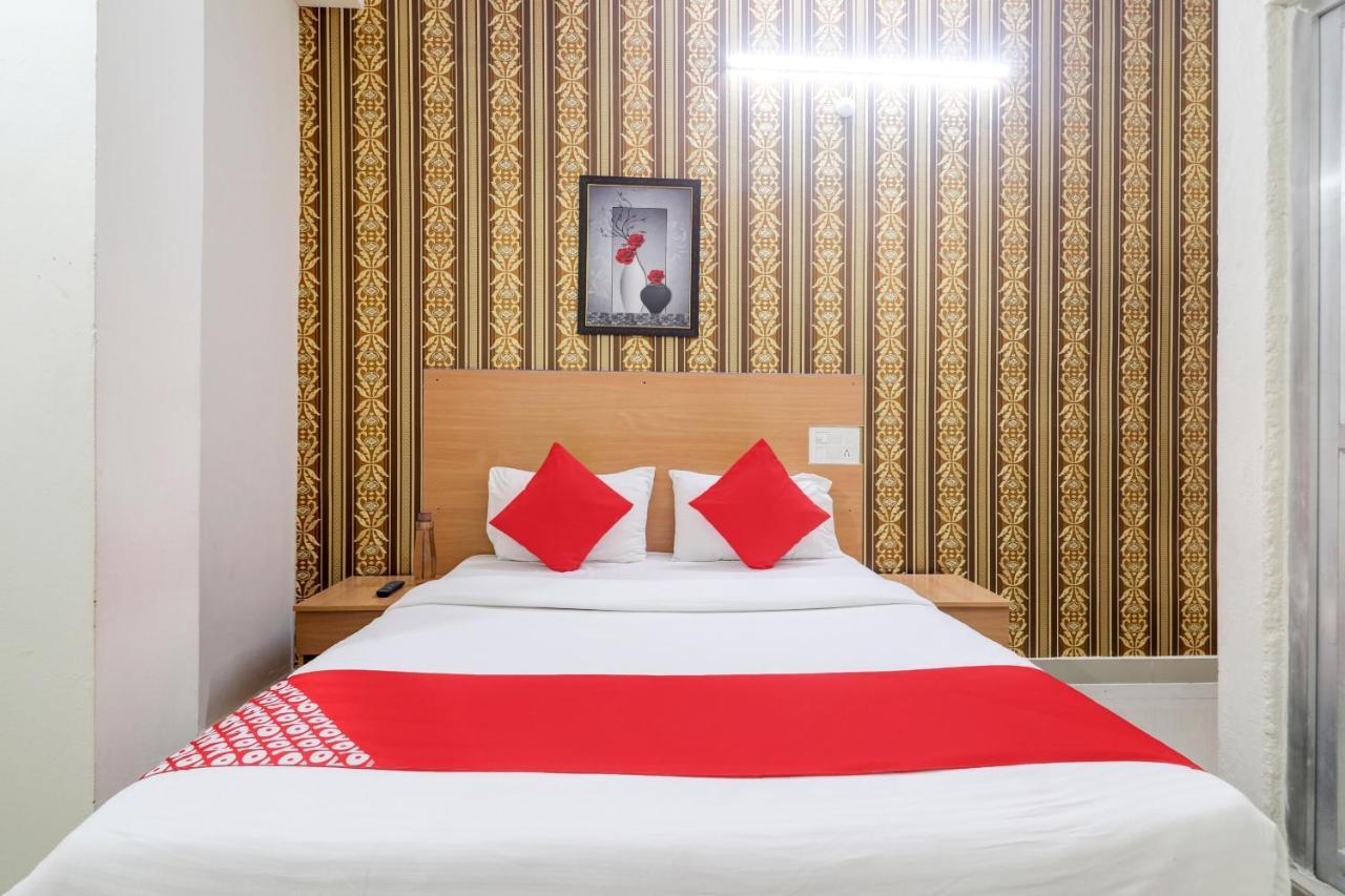 Hotel Oyo 75379 Raja Ram