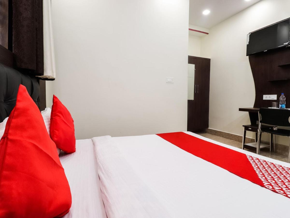 Hotel Oyo 73851 Comfort Lakdikapul