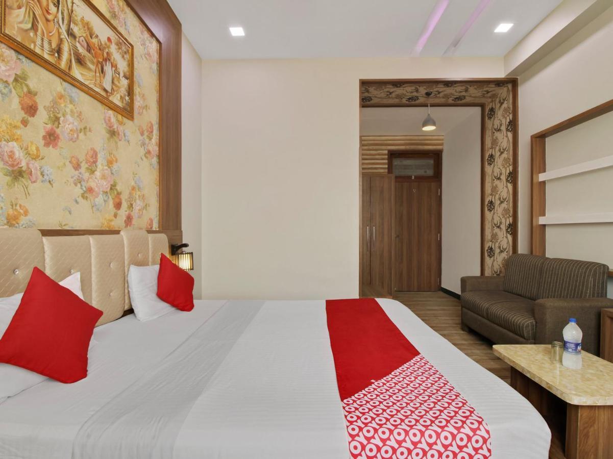 Hotel Oyo 73851 Comfort Lakdikapul