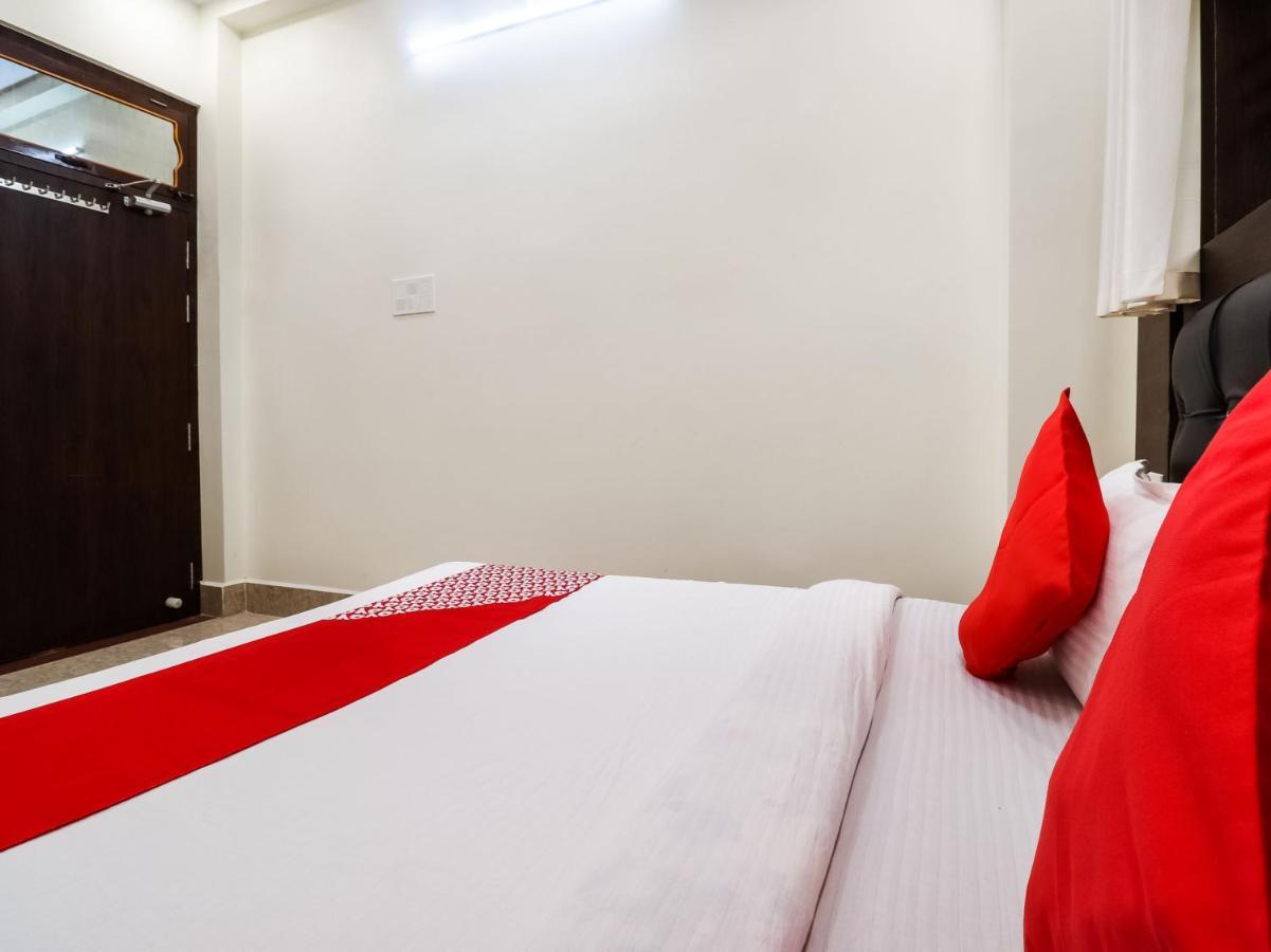 Hotel Oyo 73851 Comfort Lakdikapul
