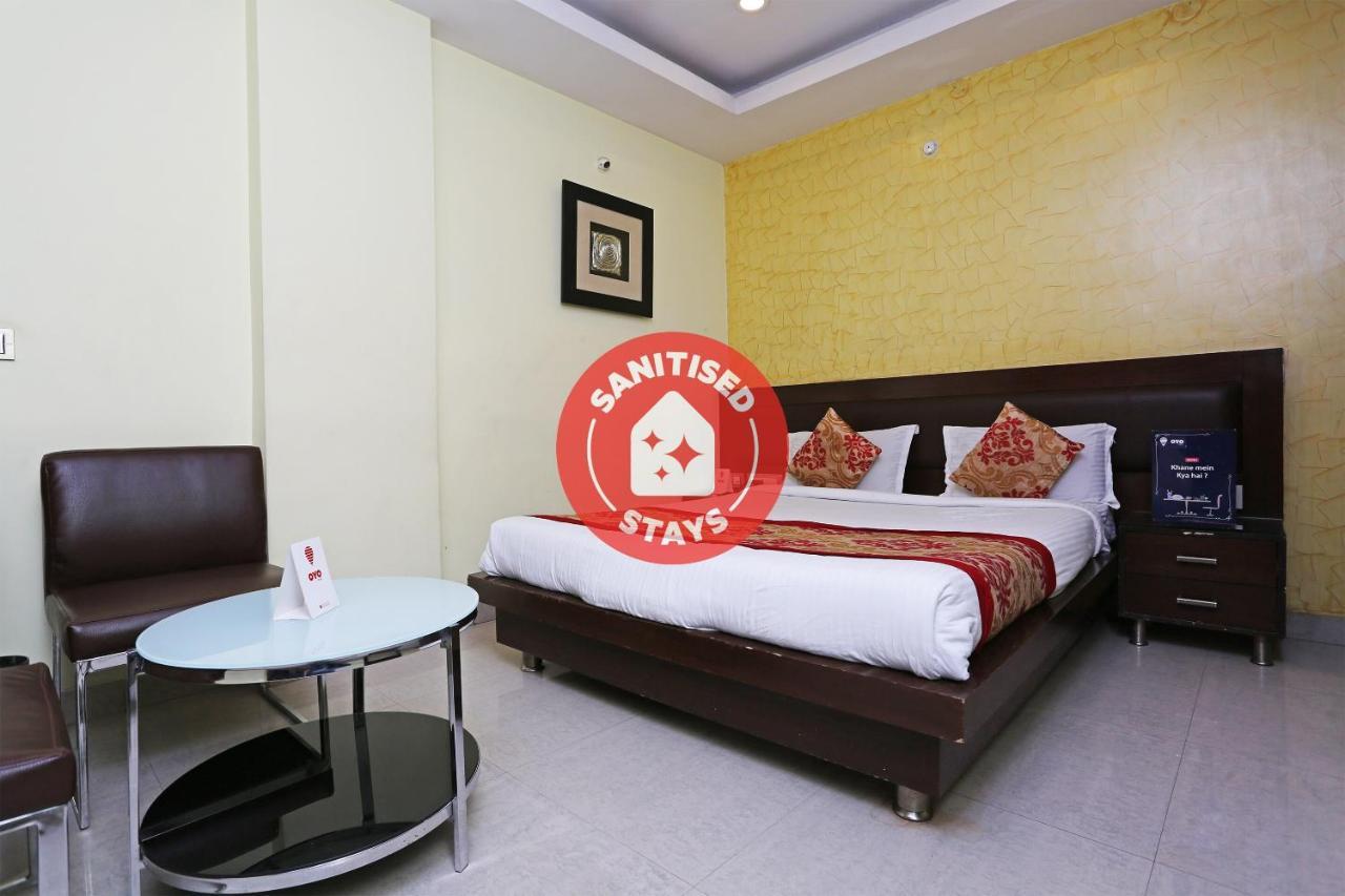 Hotel Oyo 1421 Nirmal Excellency 3*