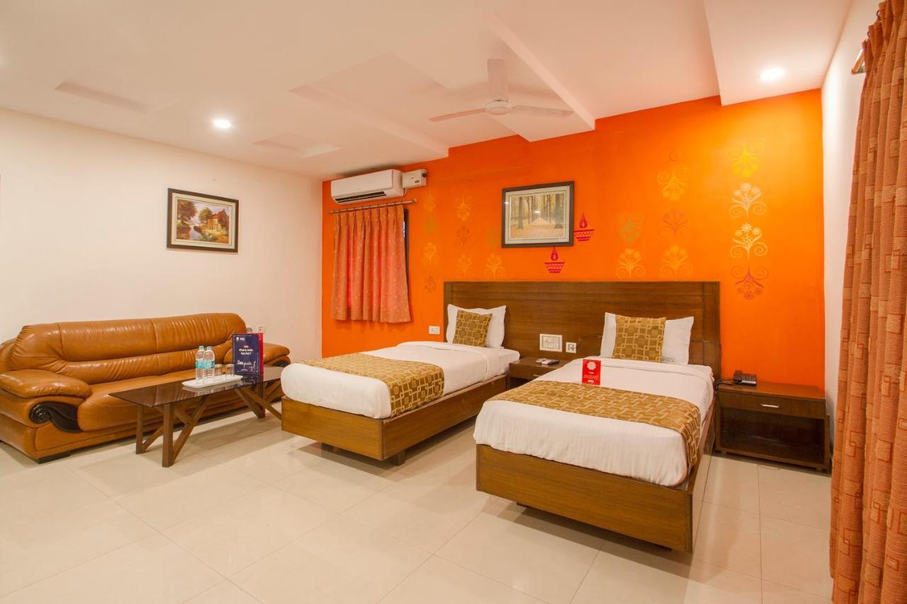 Vaccinated Staff - Oyo 11400 The Down Town Suites Hotel