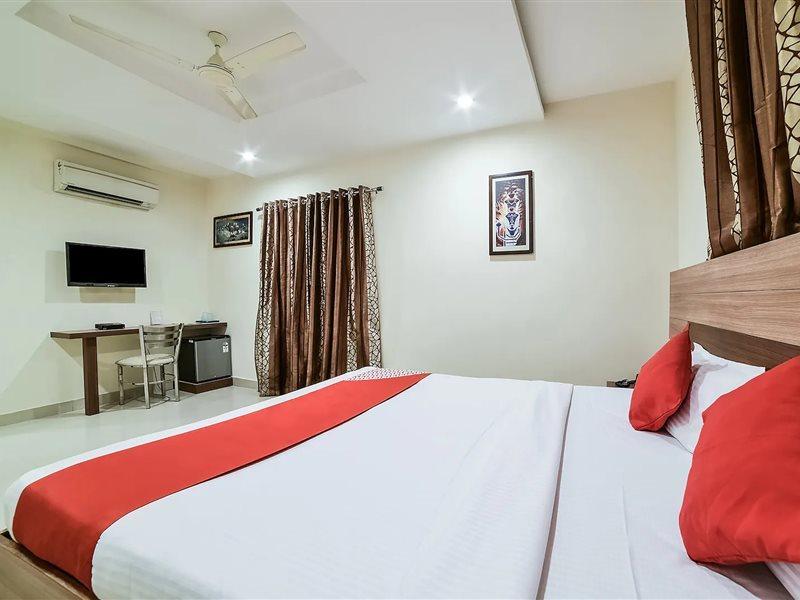 Hotel Treebo Pride Botanica Hyderabad