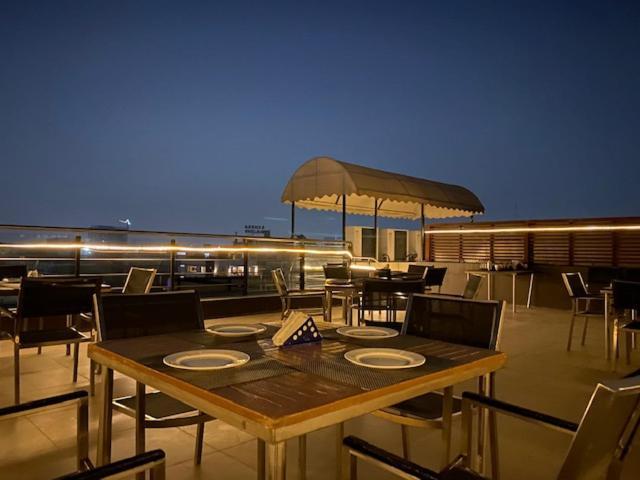 Ebony Boutique Hotel 3*