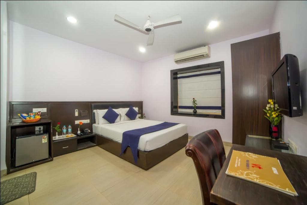 Hill View Begumpet 3*
