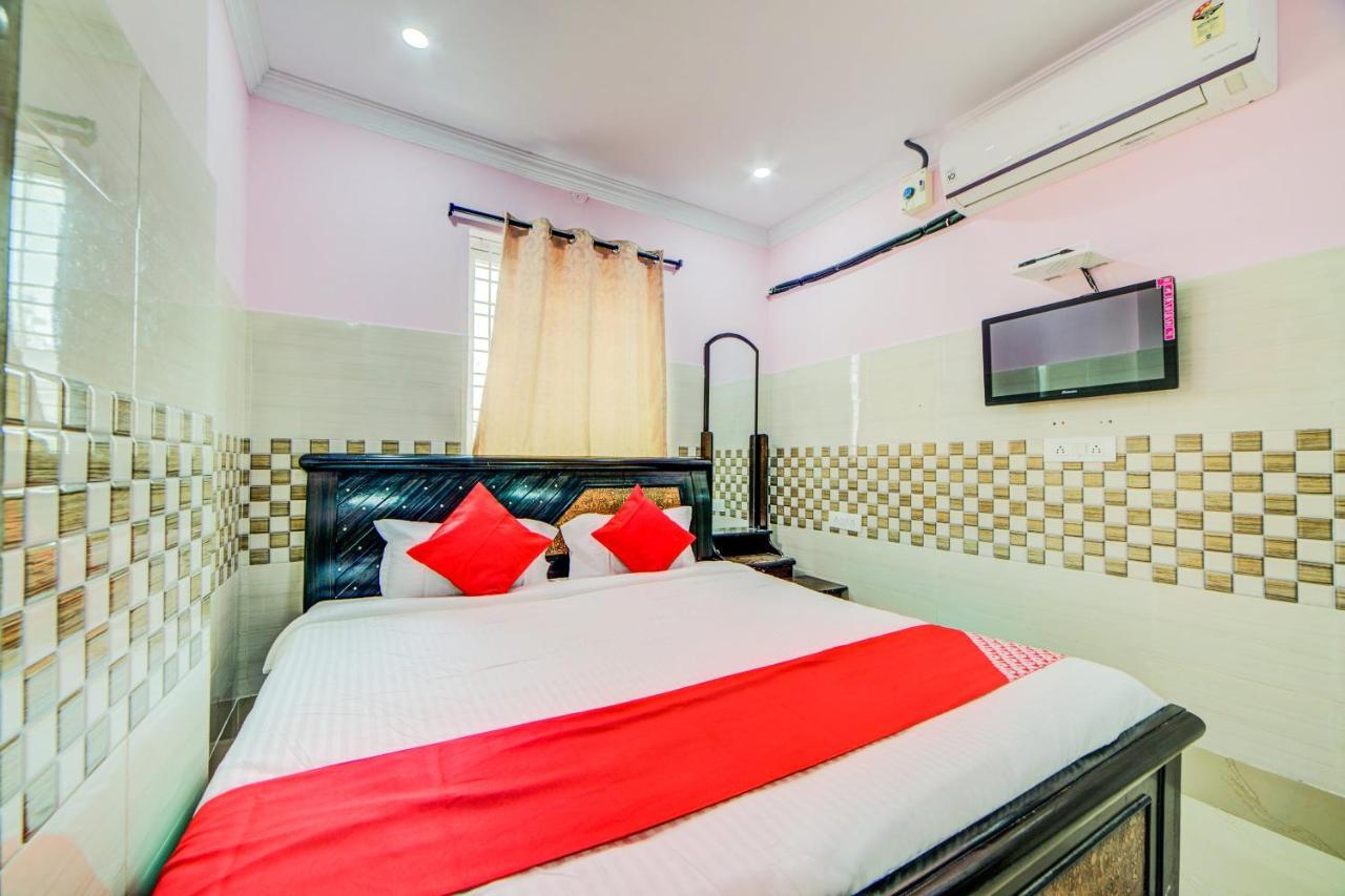 Hotel Oyo 35856 Padma Residency Hyderabad