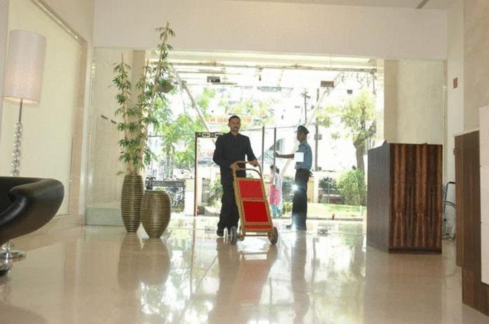 Hotel Inner Circle Hyderabad