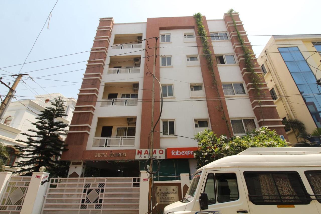 Namo Suites 3*