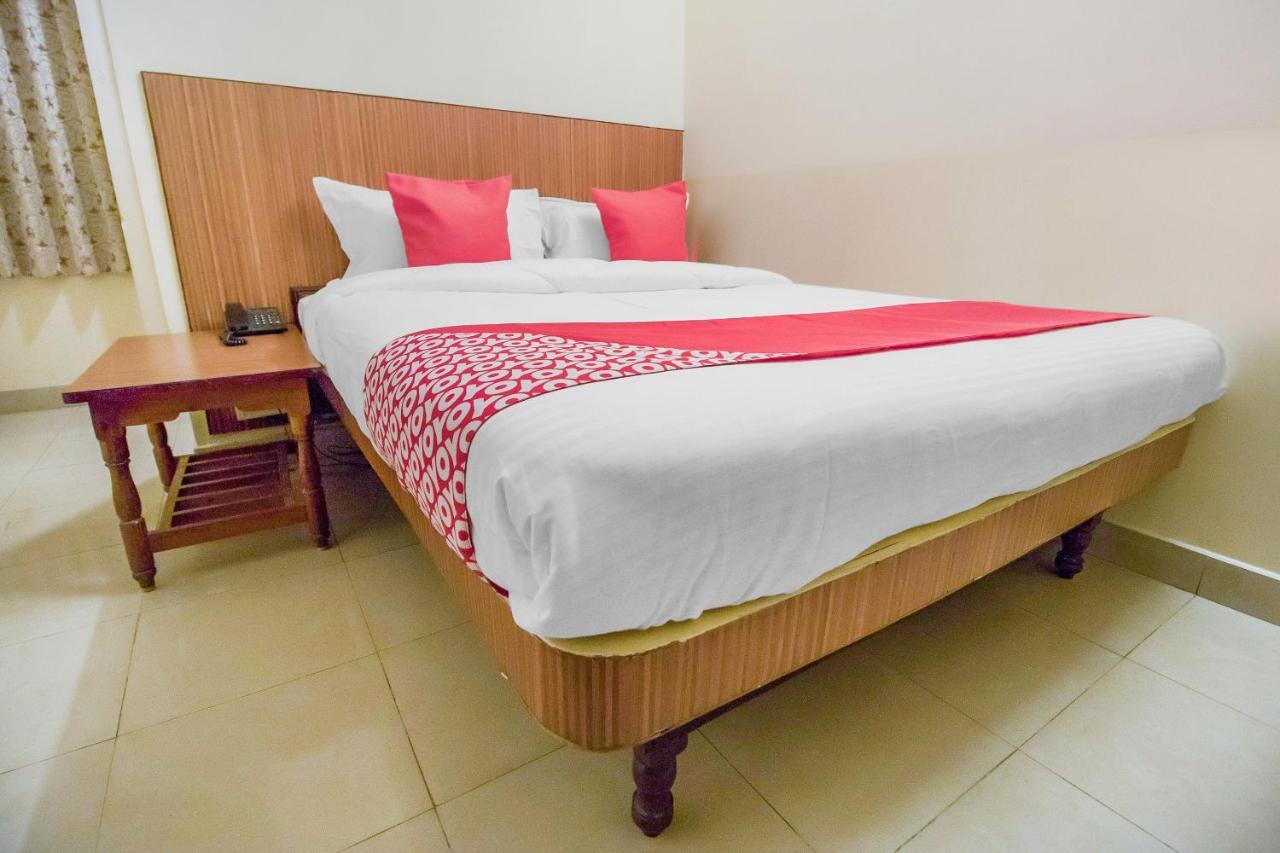 New Platinum Opp New Malakpet Metro Station 3* Hyderabad