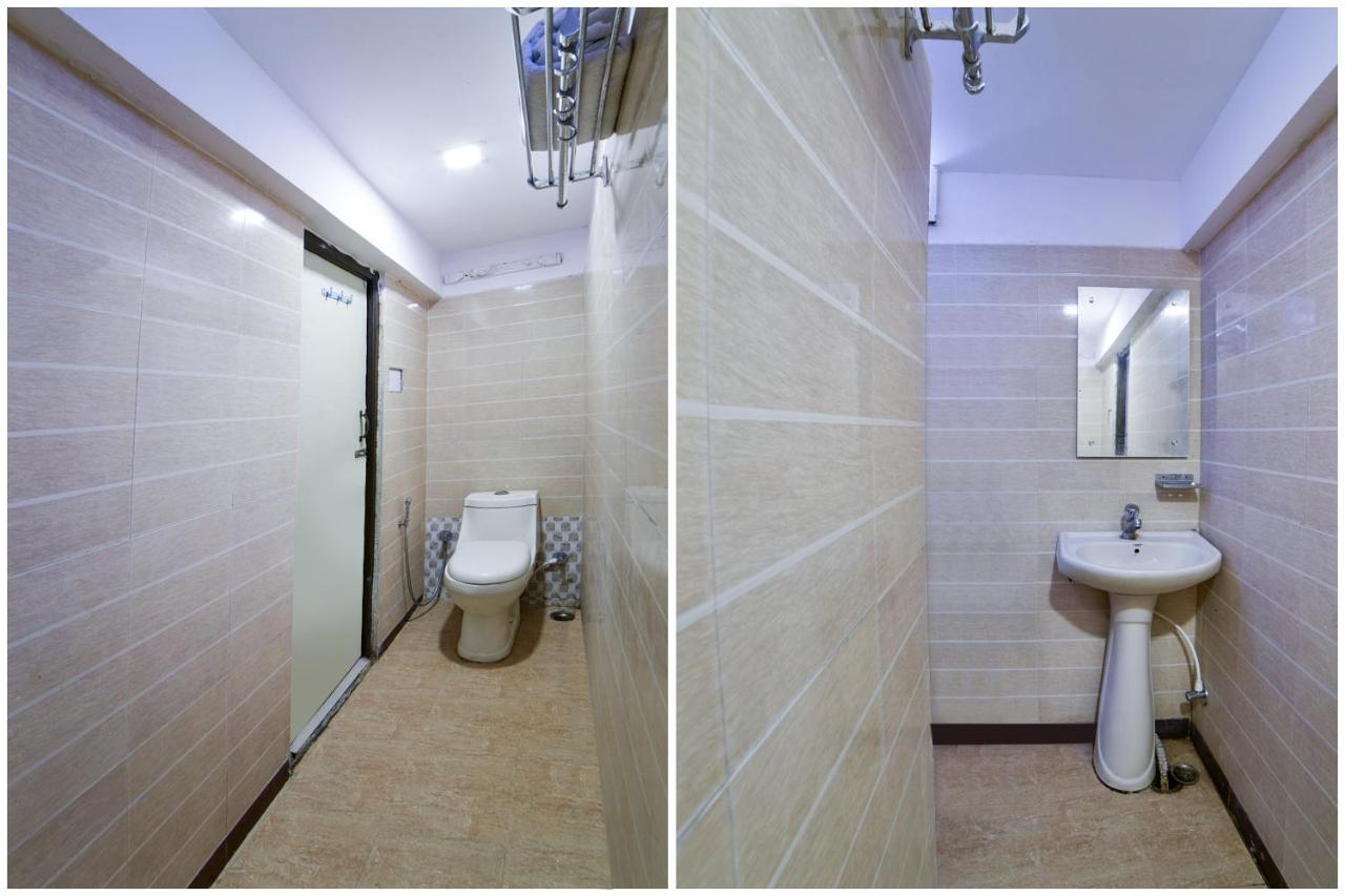 Oyo Flagship 16018 Rainbow Saphire Hotel 3*
