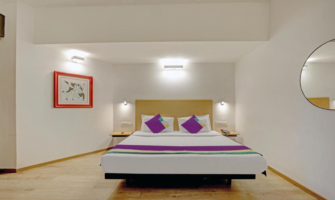 Itsy By Treebo - Vashistha 3* Hyderabad