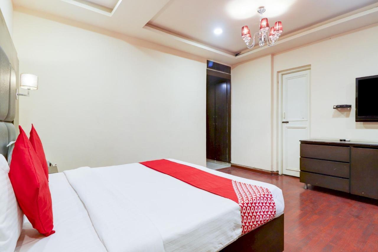 Oyo 79040 Sai Prakash 3* Hyderabad