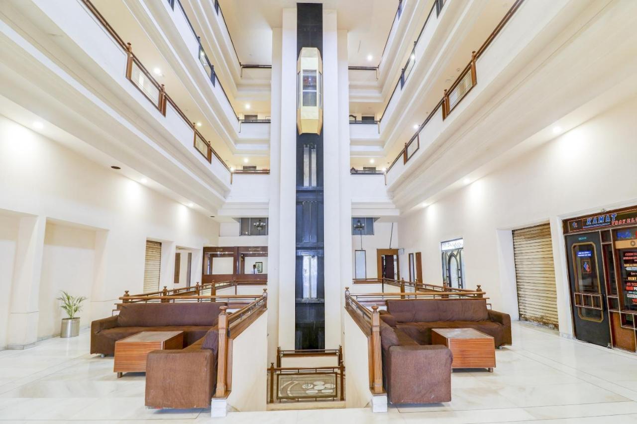 Oyo 79040 Sai Prakash Hotel 3*