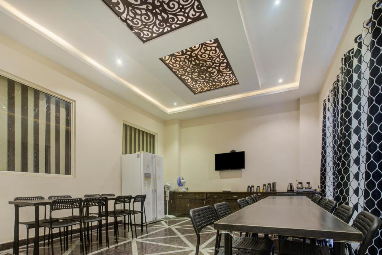 Capital O75502 Asian International 3* Hyderabad