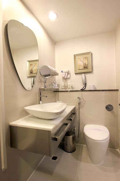 Hotel Ashoka Hitec