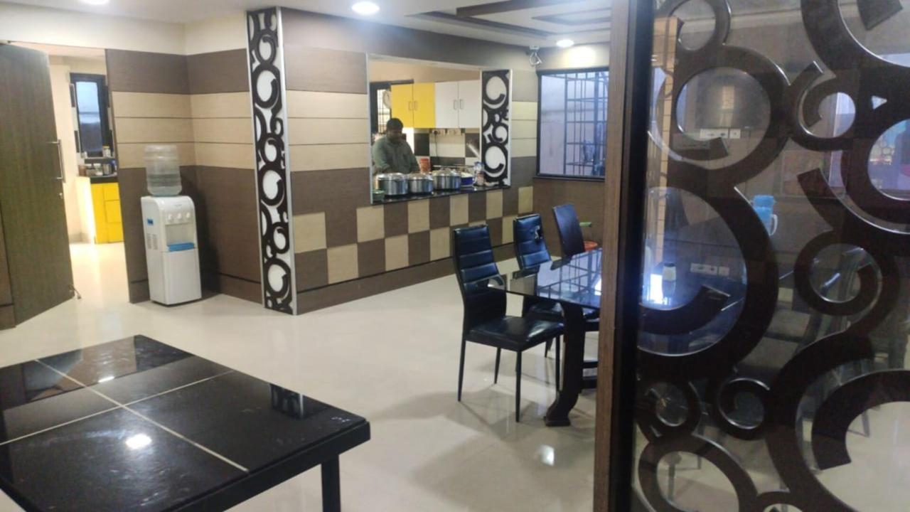 Hotel Fabhotel Sky View Suites 3*