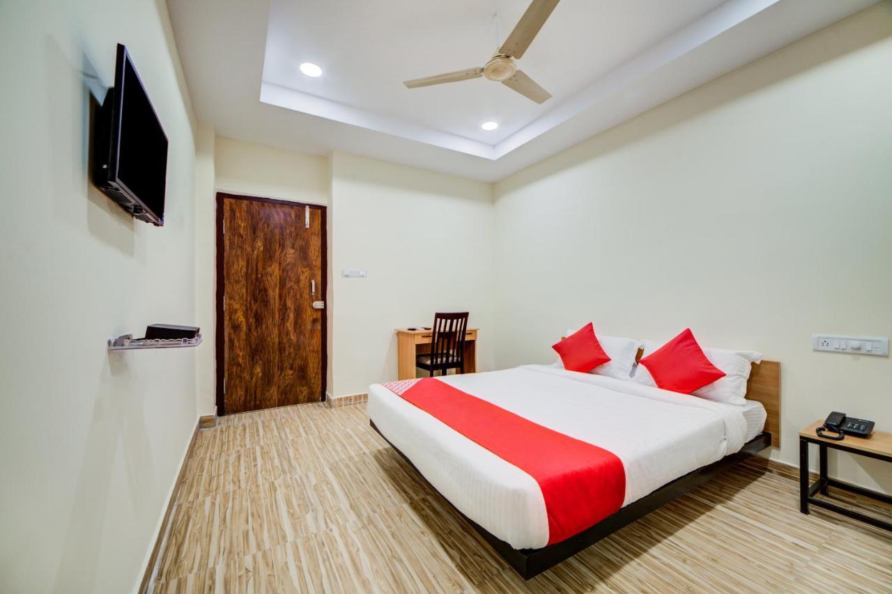 Hotel Flagship Malkajgiri 3*