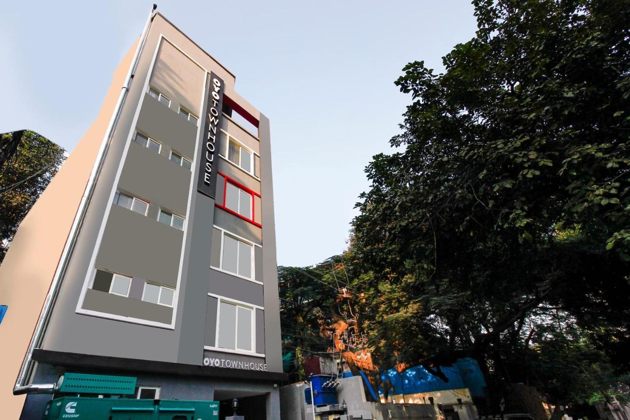 Super Townhouse Rcc Elite Hotel