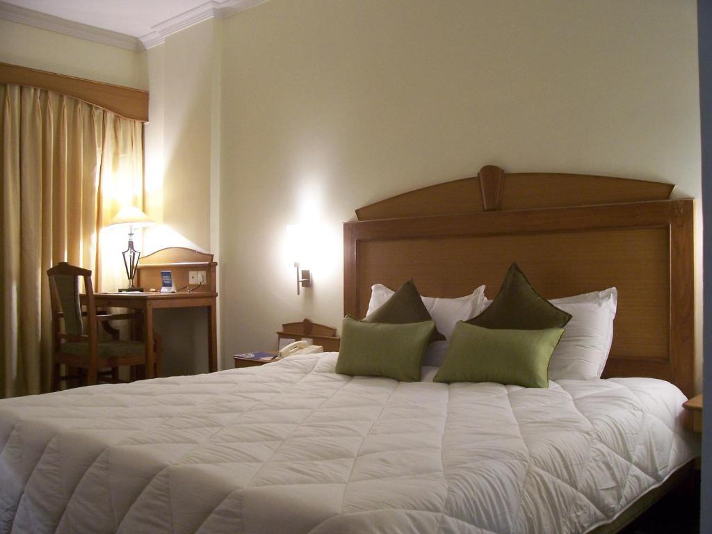 Taj Tristar 3* Hyderabad