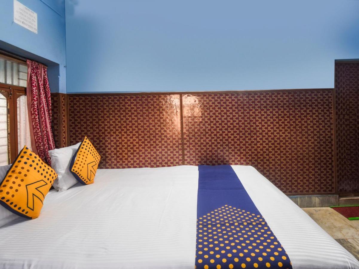 Oyo Flagship 74392 Mahesh Residency Hotel Hyderabad