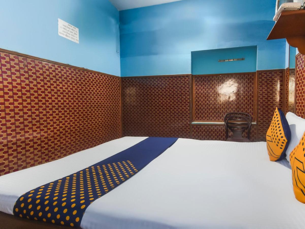Oyo Flagship 74392 Mahesh Residency Hotel