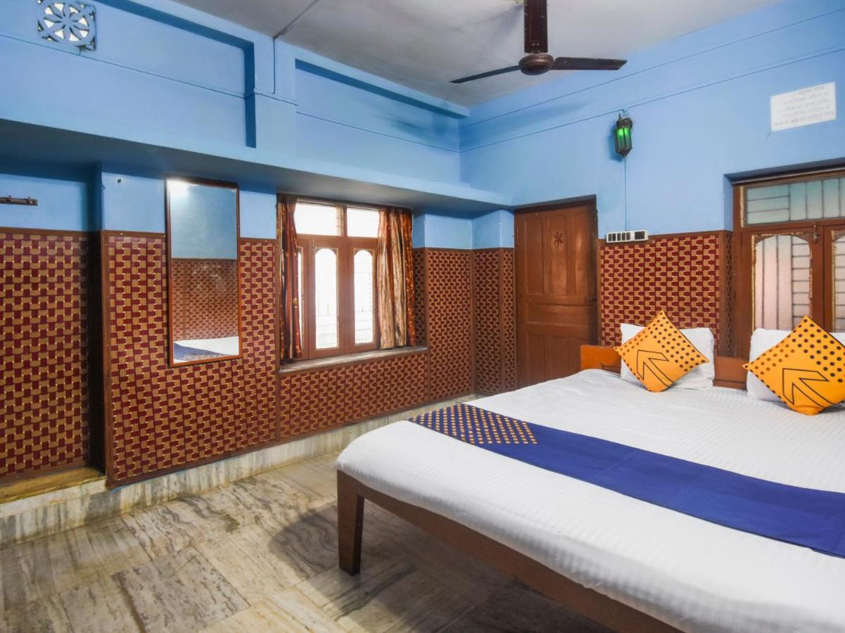 Oyo Flagship 74392 Mahesh Residency Hotel 4*
