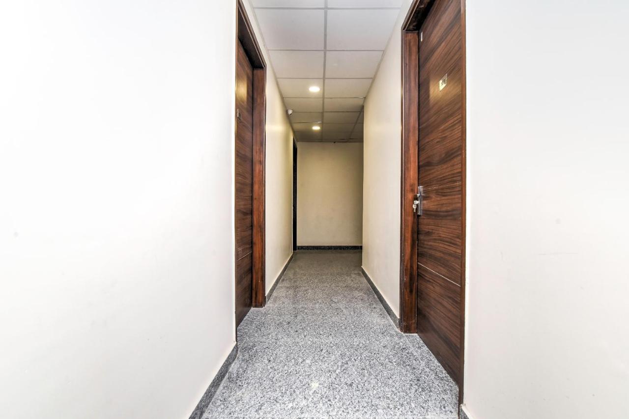 Hotel Oyo Flagship 74392 Mahesh Residency Hyderabad