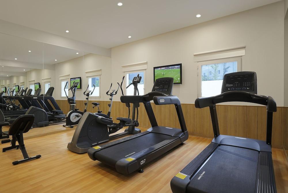 Express Banjara Hills By Ihg Hotel