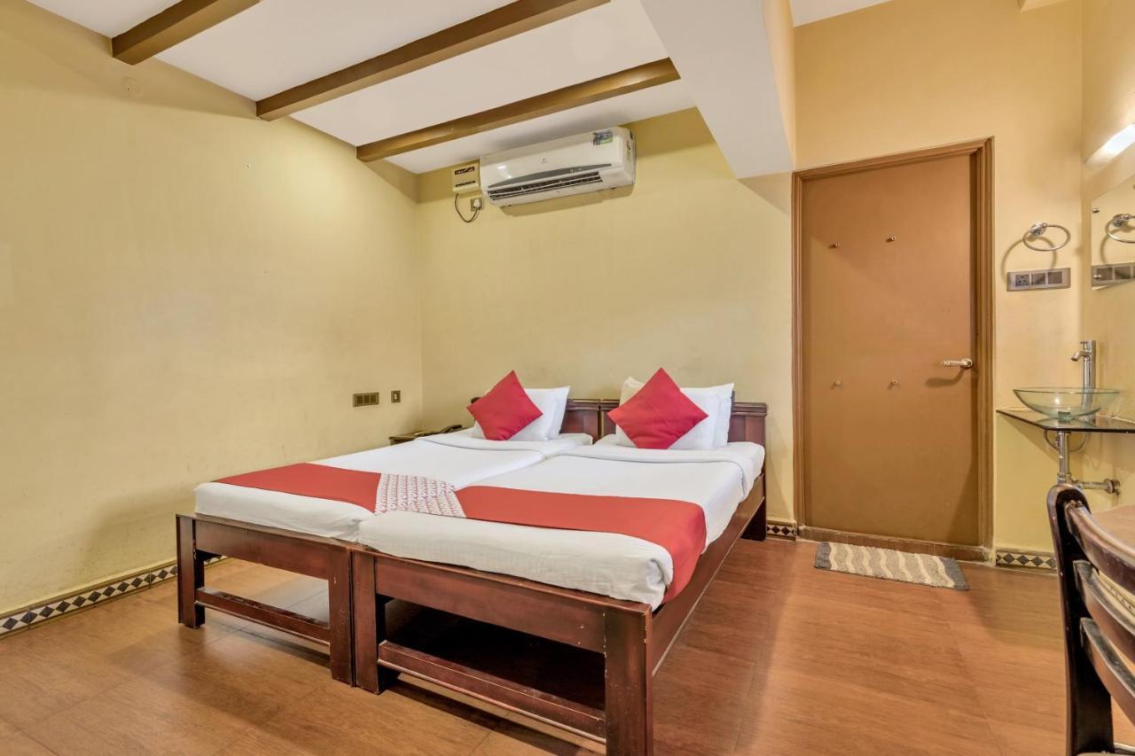 Oyo Flagship 2207 Transit Hyderabad