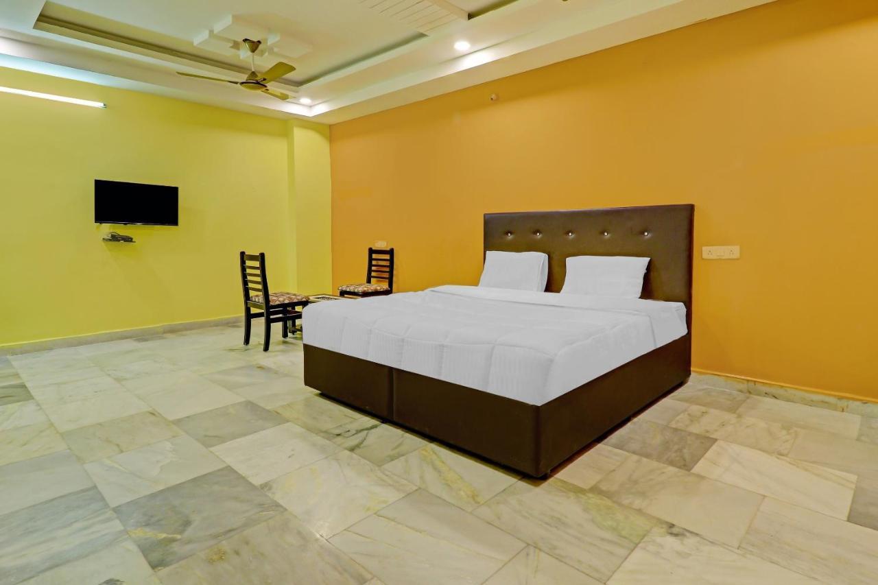 Oyo 81589 Aruna Dwraka Homes Hotel Hyderabad