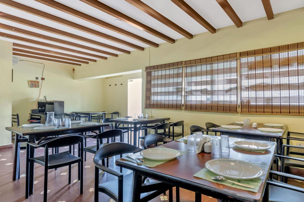 Oyo Flagship 2207 Transit Hotel 3*