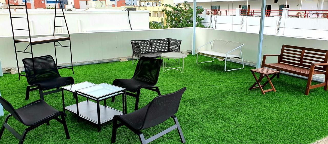 Bluo 1br Hitech - Balcony, Gym, Terrace Garden * Hyderabad