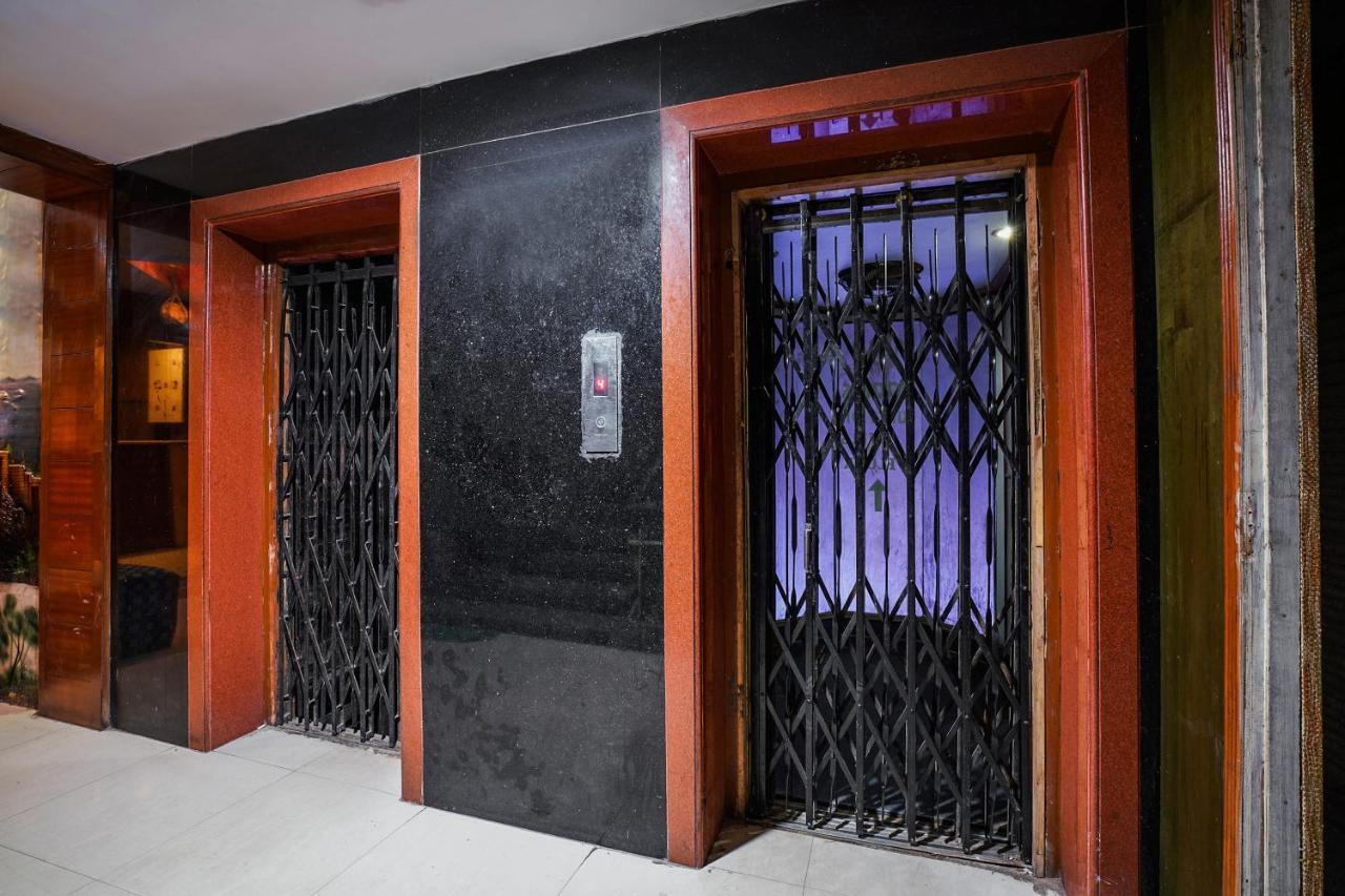 Oyo 18310 Adda Concept 3* Hyderabad