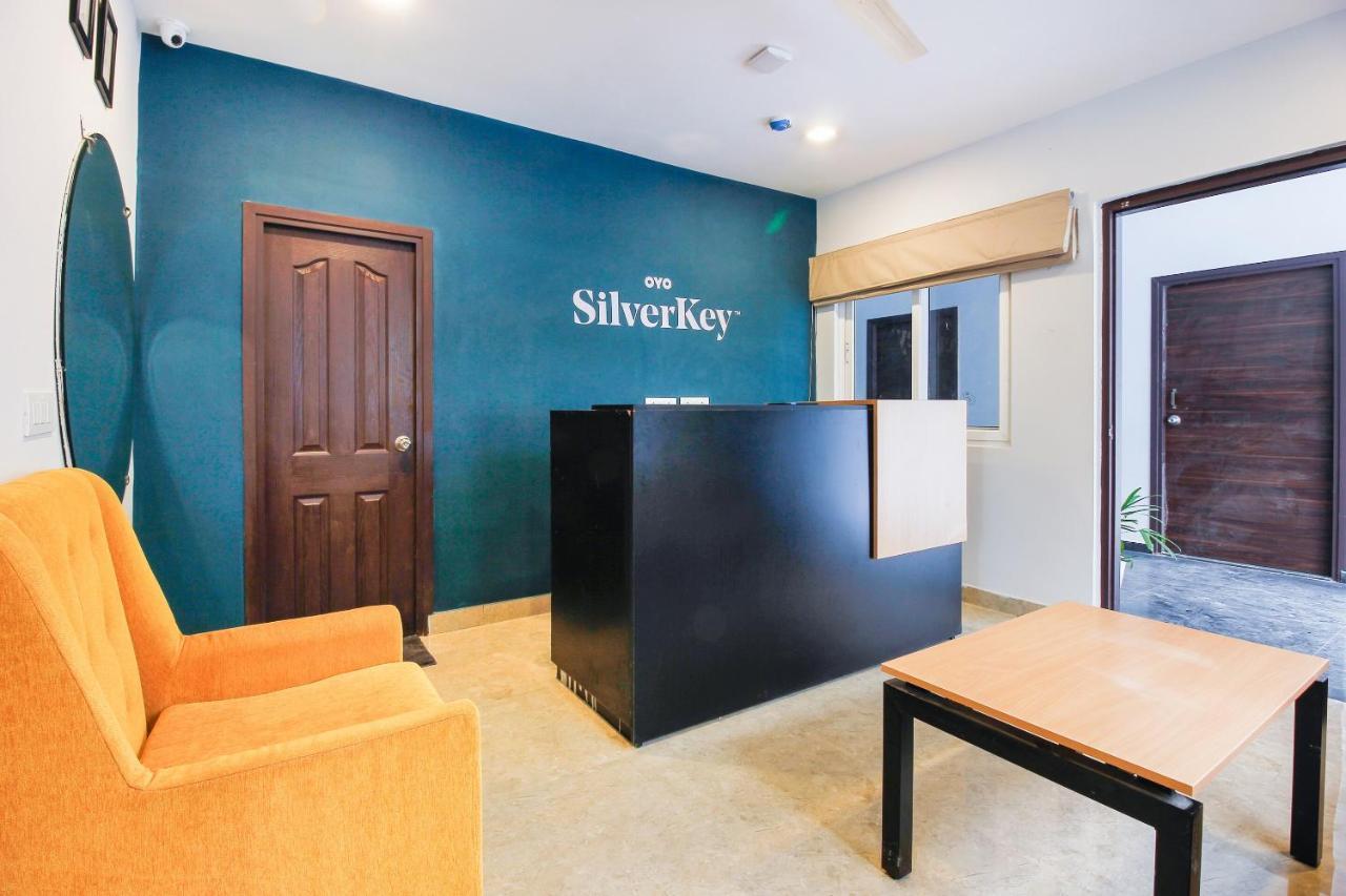 Hotel Oyo Silverkey 62075 Sanath Nagar 3*