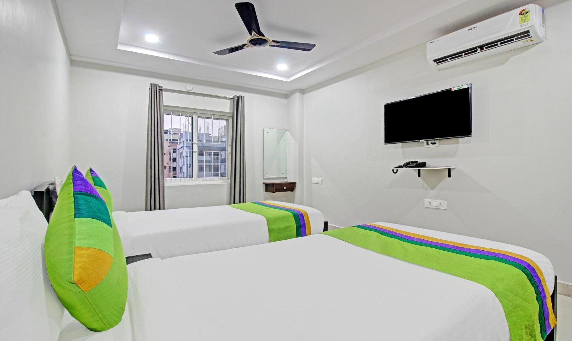 Itsy Sunrise Grand, Hitech Hotel Hyderabad