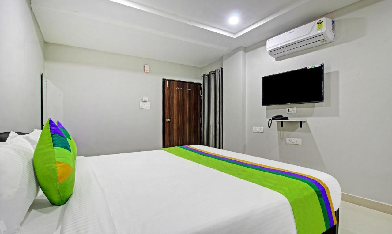 Hotel Itsy Sunrise Grand, Hitech 3*
