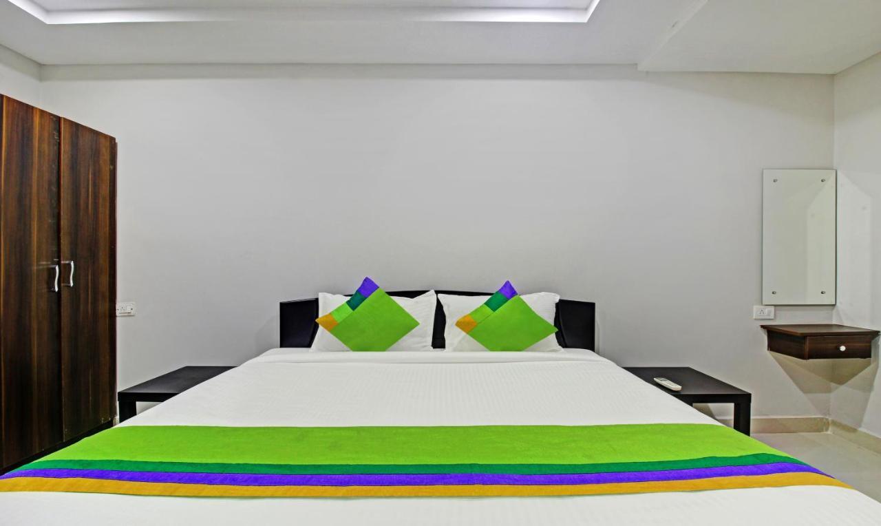 Hotel Itsy Sunrise Grand, Hitech Hyderabad
